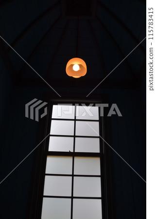 宏偉的明治西式建築「舊函館區公會堂」的內部景觀 宏偉的明治西式建築「舊函館區公會堂」的內部景觀 115783415