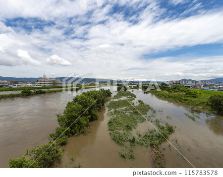 大雨過後的大和河，河床被淹沒 115783578