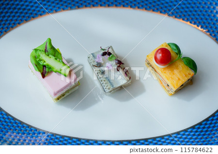 Luxury hotel afternoon tea Luxury hotel afternoon tea 115784622