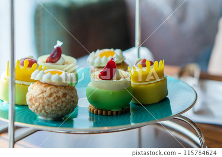 Luxury hotel afternoon tea Luxury hotel afternoon tea 115784624