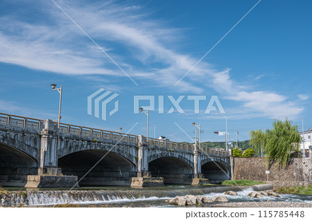 Kyoto Yodogawa Shichijo Ohashi 115785448