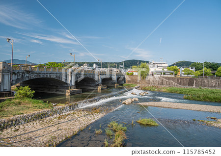 Kyoto Yodogawa Shichijo Ohashi 115785452