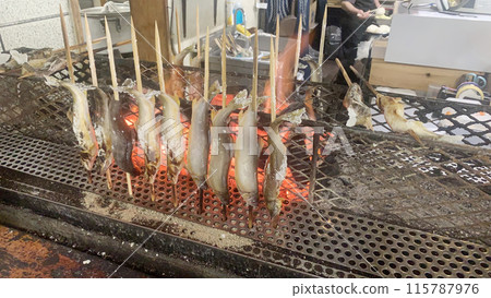 炭烤香魚、鹽烤河魚 炭烤香魚、鹽烤河魚 115787976