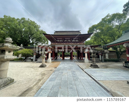 綠色環繞的神社 綠色環繞的神社 115789167