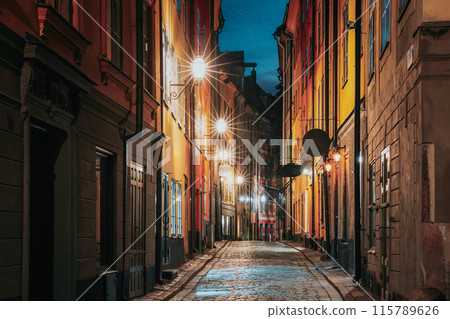 Stockholm, Sweden. Night View Of Traditional Stockholm Street. Residential Area, Cozy Street In Downtown. Baggensgatan Street In Historical District Gamla Stan Stockholm, Sweden. Night View Of Traditional Stockholm Street. Residential Area, Cozy Street In Downtown. Baggensgatan Street In Historical District Gamla Stan 115789626