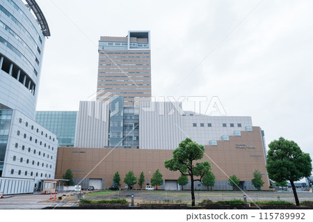 高松象徵塔前的文華東方酒店建築工地 115789992