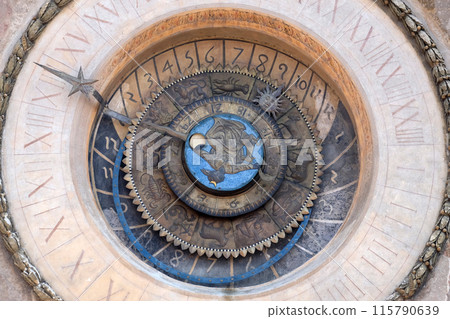 Clock tower of Palace of Reason (Palazzo della Ragione with the Torre dell'Orologio) in Mantua, Italy Clock tower of Palace of Reason (Palazzo della Ragione with the Torre dell'Orologio) in Mantua, Italy 115790639
