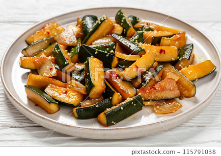 Japanese Hibachi Zucchini on a plate, top view 115791038