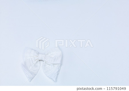 Bow hair with tails in beautiful broken white color made out of cotton fabric, so elegant and fashionable. This hair bow is a hair clip accessory for girls and women. 115791049