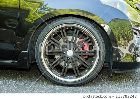汽車的老輪子 115792248
