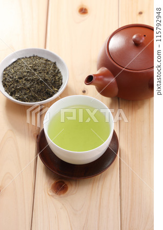 倒綠茶 倒綠茶 115792948