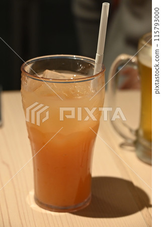 冷柚子汁加冰 115793000