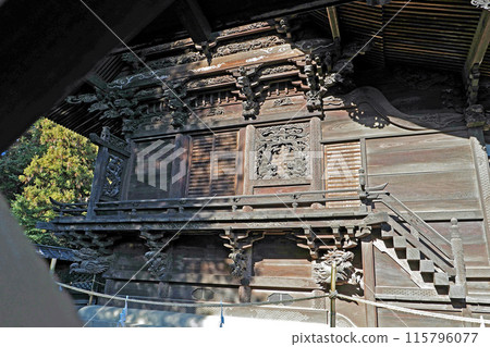 Carvings on the main shrine of Yayumi Inari Shrine [Higashimatsuyama City, Saitama Prefecture] 115796077
