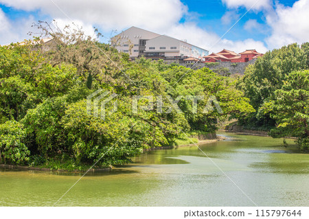 首里城龍潭 115797644