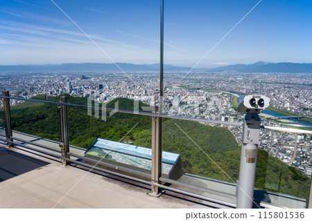 Spectacular view of Gifu city from the observation deck of the Gifu Kinkazan Ropeway 115801536
