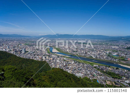 Spectacular view of Gifu city from the observation deck of the Gifu Kinkazan Ropeway 115801548