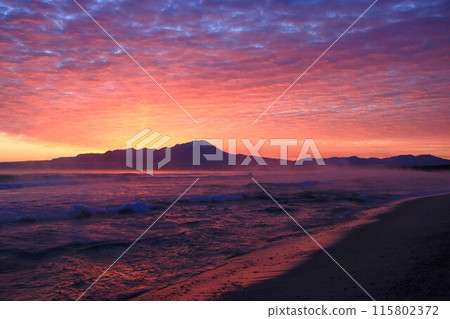 Early morning sunrise over Mt. Oyama and Kearashi from Miho Bay 115802372