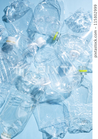 Crushed PET bottle 115802999