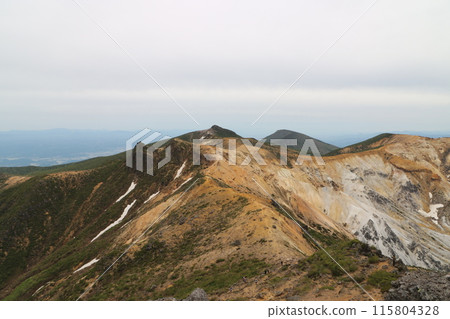 Fukushima Prefecture mountain opening day in May 2024 115804328