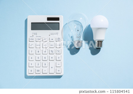 白熾燈泡和LED燈泡和計算器 115804541