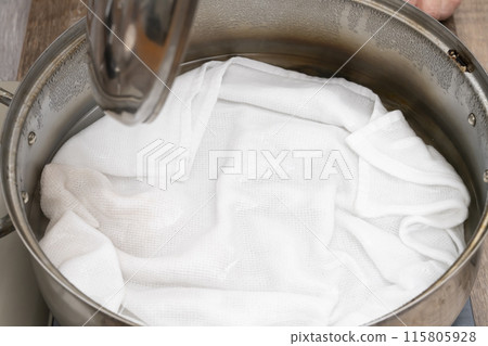 Steaming pudding Steamer Steamed custard pudding 115805928