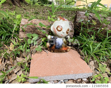 森林裡的外星人 115805938