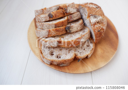Sliced baguette, country bread, bread Sliced baguette, country bread, bread 115808046
