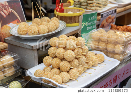 Sesame dumplings on display in a store in Motomachi, Nankinmachi, Kobe 115809373