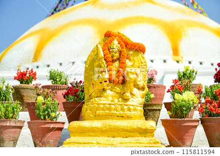 尼泊爾首都加德滿都博達哈大佛的美麗景色 115811594