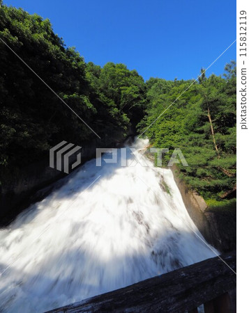 The phantom waterfall flowing from Mannoike Yute 2024 [Manno Town, Nakatado District, Kagawa Prefecture] 14 115812119