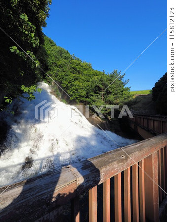 從萬野池Yute流淌的幻瀑布2024【香川縣中多戶郡萬野町】12 115812123