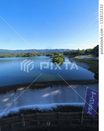 The phantom waterfall flowing from Mannoike Yute 2024 [Manno Town, Nakatado District, Kagawa Prefecture] 115812132