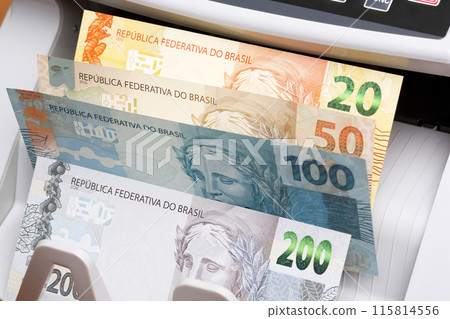 Brazilian real in the counting machine 115814556