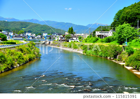 Tenpaku Bridge / Upstream from the Tenryu River / Looking toward Kawagishi Station and the Nishi-Tenryu Headworks (Okaya City, Nagano Prefecture) [2024.6] 115815391