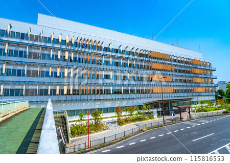 Hyogo Prefecture: The new Itami City Hall building 115816553