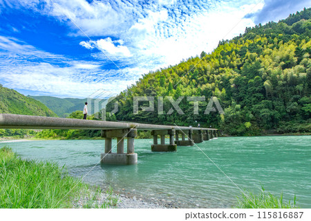 Kochi Prefecture Asao Subsidence Bridge 115816887