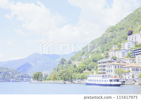 View of the lakeside town of Lake Como in Italy 115817975