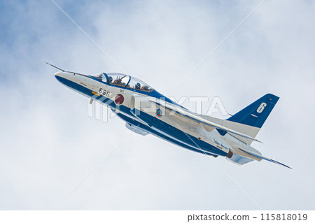 Blue impulse flying in the sky 115818019