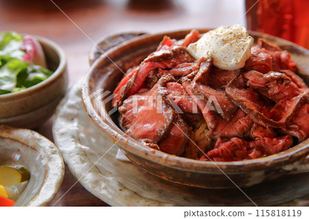 酸奶油烤牛肉碗 酸奶油烤牛肉碗 115818119