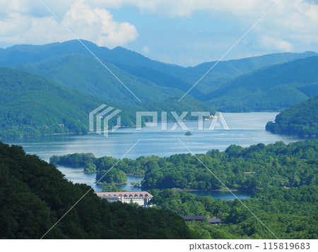 夏天的里盤台/檜原湖 115819683