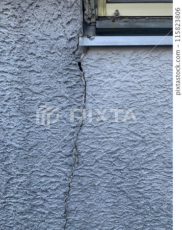 外牆破舊、開裂 115823806