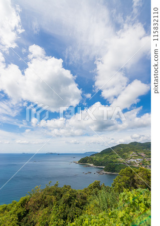 長崎的大海和藍天（長崎縣） 115832110