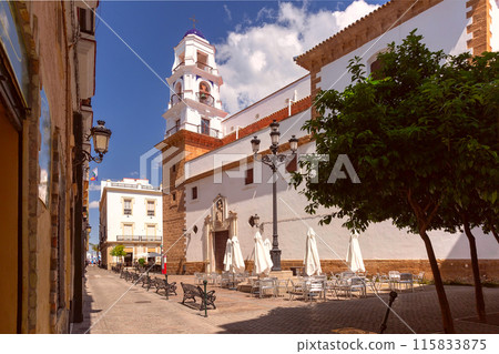 Old narrow traditional street in Cadiz, Spain Old narrow traditional street in Cadiz, Spain 115833875