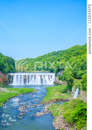 Chinda Falls in early summer, Bungo-Ono City, Oita Prefecture Chinda Falls in early summer, Bungo-Ono City, Oita Prefecture 115834978