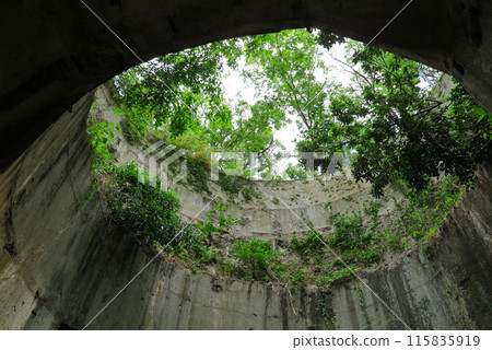 The remains of Toyo Battery in Tsushima, which boasted the world's largest cannon when completed: Looking up from the turret The remains of Toyo Battery in Tsushima, which boasted the world's largest cannon when completed: Looking up from the turret 115835919
