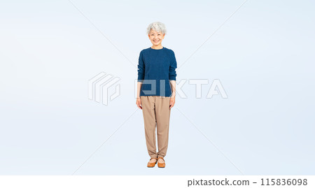 Full body photo of a smiling senior woman 115836098