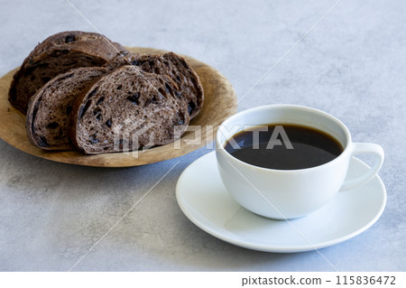 Freshly baked bread and freshly brewed coffee 115836472
