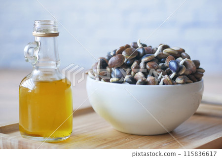 Incorporate nutrientrich oils and seeds into daily routine for a healthier lifestyle Incorporate nutrientrich oils and seeds into daily routine for a healthier lifestyle 115836617