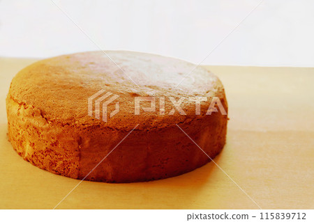 Baked sponge cake 115839712