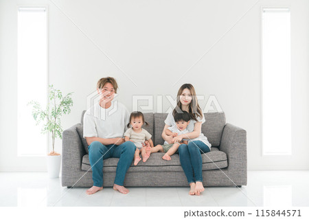 Family sitting on sofa, family, parent and child 115844571